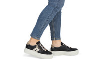 Dámske poltopánky Rieker M1912-00 čierna