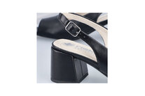 Dámske sandále Rieker 44753-00 čierna